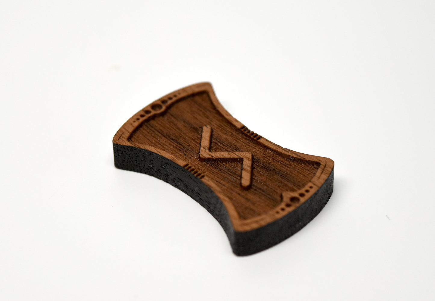 Runes - Beatus Lignum Elder Futhark Modèle