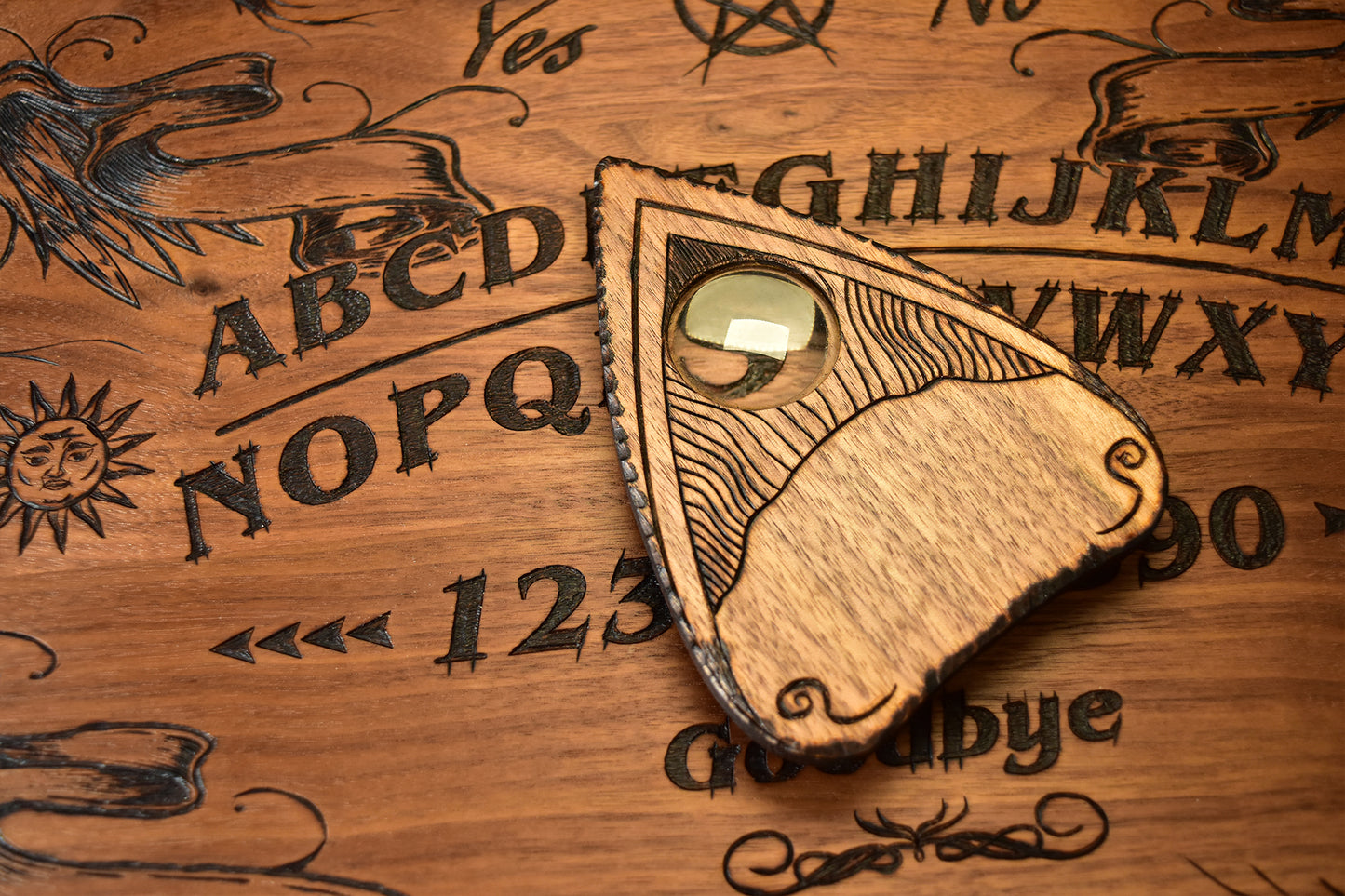 Ouija Board - Beatus Lignum Elegant Wood - Hand Burned